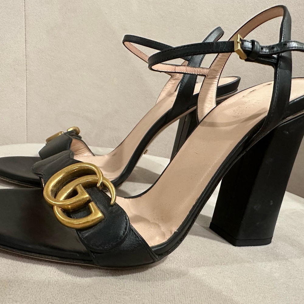 Gucci Black Leather GG Marmont Ankle-Strap